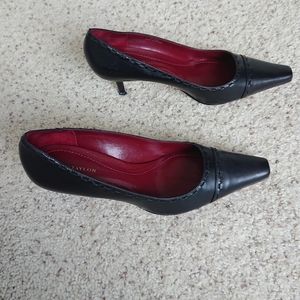 Ann Taylor black Leather Pumps